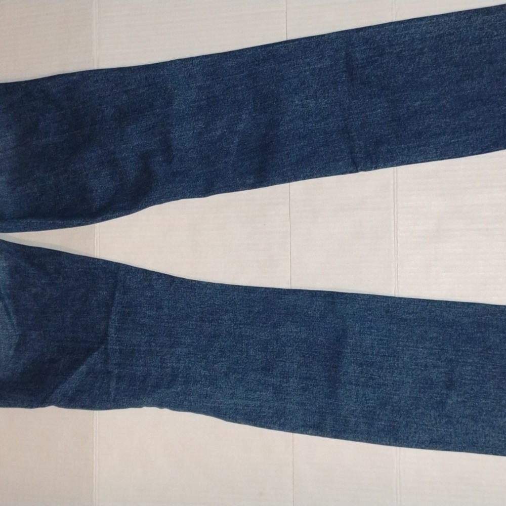 MOTHER High-Rise Women's Jeans in Light Blue Denim - Picture 12 of 16